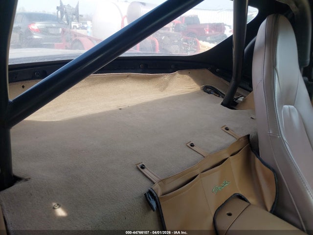44766107 :رقم المزاد ، JM1NB353810218354 vin ، 2001 Mazda Mx-5 Miata Ls/special Edition مزاد بيع