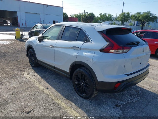 2022 MITSUBISHI ECLIPSE CROSS JA4ASVAA7NZ029088 Photo 2