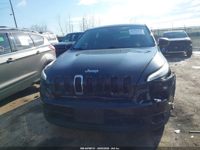 Продажа на аукционе авто 2015 Jeep Cherokee Sport, vin: 1C4PJMAB0FW558939, номер лота: 44766131