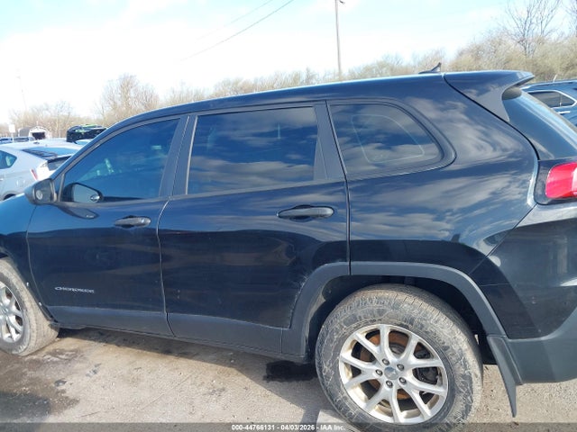 Продажа на аукционе авто 2015 Jeep Cherokee Sport, vin: 1C4PJMAB0FW558939, номер лота: 44766131