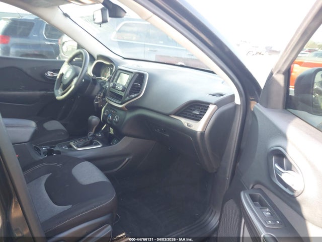 Продажа на аукционе авто 2015 Jeep Cherokee Sport, vin: 1C4PJMAB0FW558939, номер лота: 44766131
