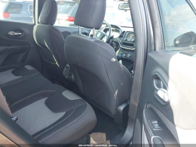 Продажа на аукционе авто 2015 Jeep Cherokee Sport, vin: 1C4PJMAB0FW558939, номер лота: 44766131