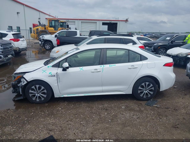 Продаж на аукціоні авто 2021 Toyota Corolla Hybrid Le, vin: JTDEAMDE1MJ006874, номер лоту: 44766140