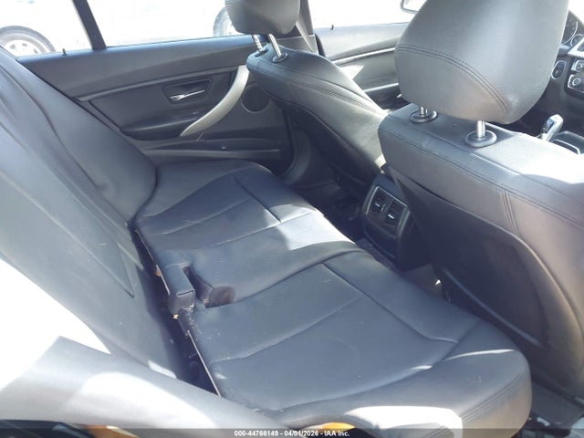 2016 BMW 320I WBA8A9C50GK616109 Photo 7