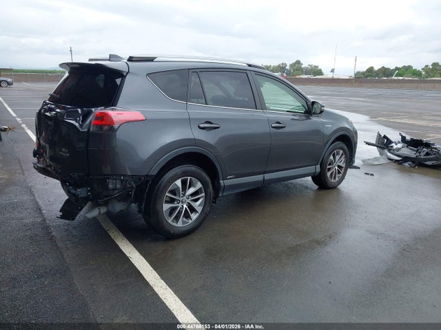 44766153 :رقم المزاد ، JTMRJREV7JD178513 vin ، 2018 Toyota Rav4 Hybrid Xle مزاد بيع