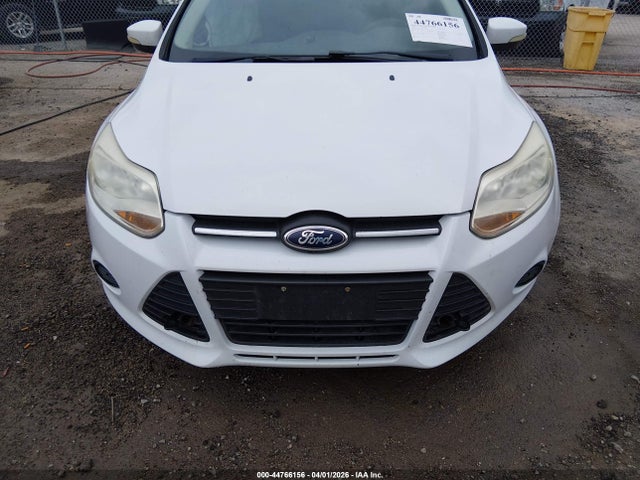 2013 Ford Focus Se მანქანა იყიდება აუქციონზე, vin: 1FADP3F26DL123397, აუქციონის ნომერი: 44766156