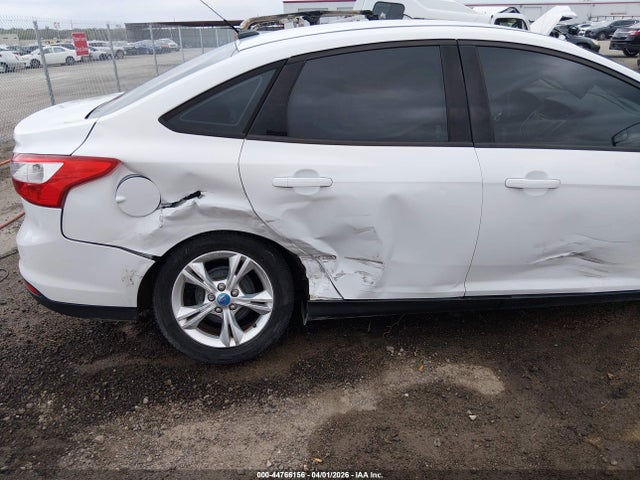2013 Ford Focus Se მანქანა იყიდება აუქციონზე, vin: 1FADP3F26DL123397, აუქციონის ნომერი: 44766156