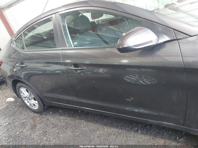 44766165 :رقم المزاد ، 5NPD84LF8LH631832 vin ، 2020 Hyundai Elantra Sel مزاد بيع