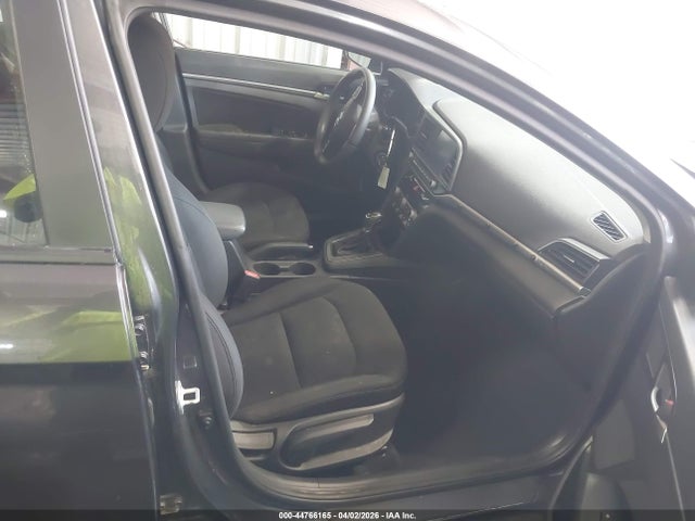 44766165 :رقم المزاد ، 5NPD84LF8LH631832 vin ، 2020 Hyundai Elantra Sel مزاد بيع