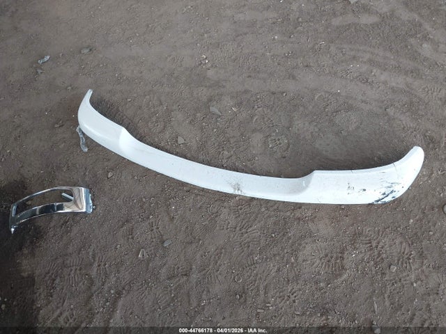 44766178 :رقم المزاد ، 1GKEC13TX6R118879 vin ، 2006 Gmc Yukon Sle مزاد بيع