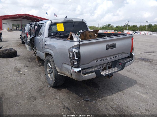 5TFAZ5CNXGX012978 Toyota Tacoma Sr5 V6