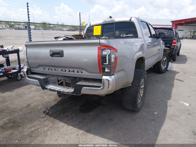 5TFAZ5CNXGX012978 Toyota Tacoma Sr5 V6
