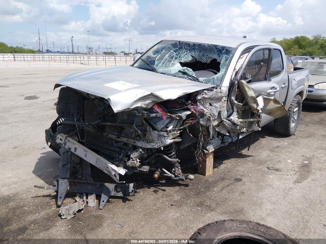 5TFAZ5CNXGX012978 Toyota Tacoma Sr5 V6