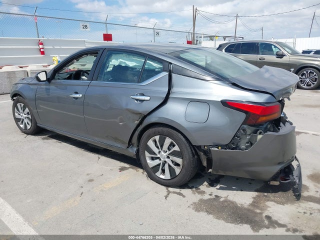1N4BL4BV9PN347944 Nissan Altima S Fwd