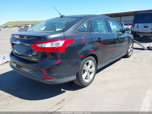 Ford FOCUS SE 2014 1FADP3F22EL102838 Image 4