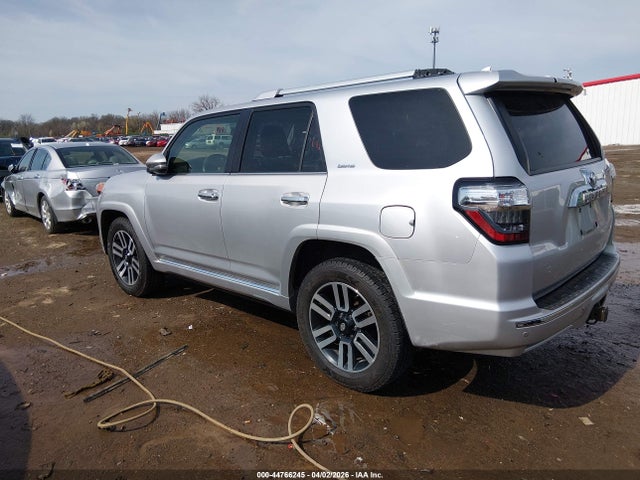 2014 TOYOTA 4RUNNER JTEBU5JR0E5174082 Photo 2