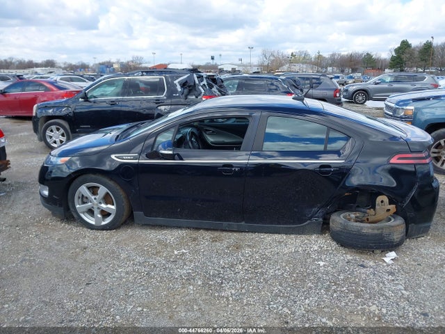 44766260 :رقم المزاد ، 1G1RA6E46EU158483 vin ، 2014 Chevrolet Volt مزاد بيع