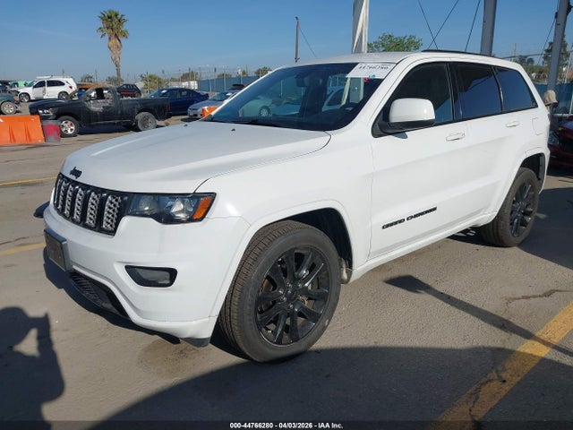 1C4RJEAG6KC858202 Jeep Grand Cherokee Altitude 4x2
