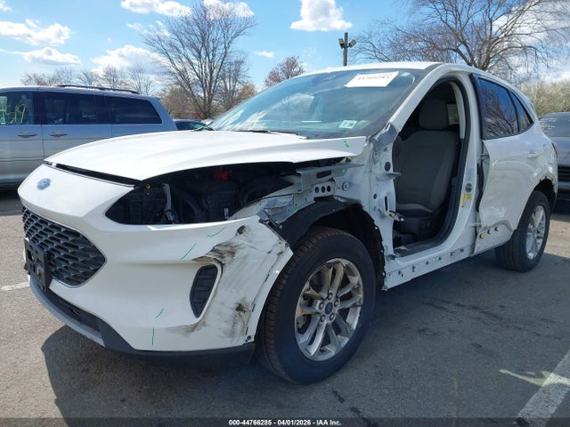 Продаж на аукціоні авто 2022 Ford Escape Se, vin: 1FMCU9G63NUB60675, номер лоту: 44766285