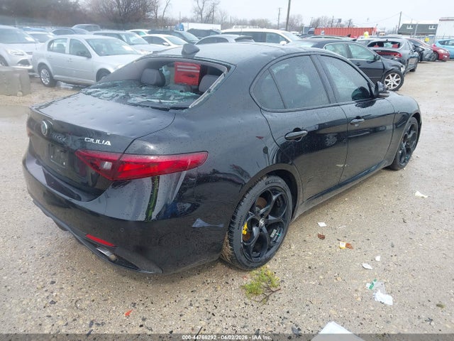 44766292 :رقم المزاد ، ZARFAEEN6J7565120 vin ، 2018 Alfa Romeo Giulia Ti Sport مزاد بيع