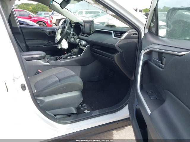 Продажа на аукционе авто 2019 Toyota Rav4 Le, vin: 2T3H1RFVXKW015661, номер лота: 44766309