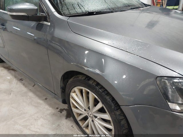 44766344 :رقم المزاد ، 3VWLP7AJ6DM278684 vin ، 2013 Volkswagen Jetta 2.5l Sel مزاد بيع