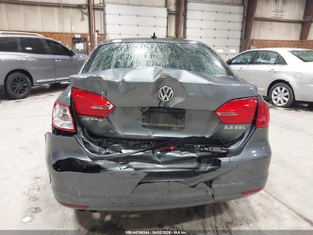44766344 :رقم المزاد ، 3VWLP7AJ6DM278684 vin ، 2013 Volkswagen Jetta 2.5l Sel مزاد بيع