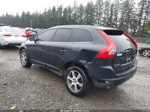 2013 VOLVO XC60 YV4902DZXD2446370 Photo 2