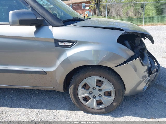 2013 Kia Soul მანქანა იყიდება აუქციონზე, vin: KNDJT2A55D7595569, აუქციონის ნომერი: 44766380