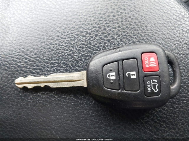 Aukcja sprzedaży 2016 Toyota Rav4 Xle, vin: JTMRFREV1GJ094974, numer aukcji: 44766388
