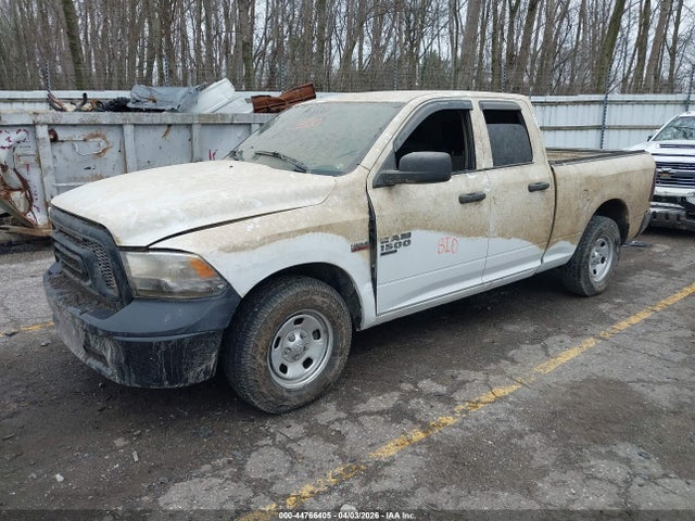 2020 Ram 1500 Classic Tradesman  4x4 6'4 Box მანქანა იყიდება აუქციონზე, vin: 1C6RR7FT0LS129900, აუქციონის ნომერი: 44766405