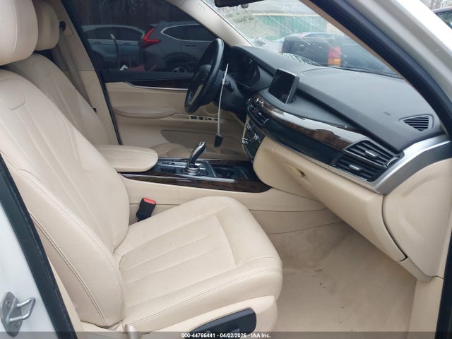 2015 Bmw X5 Xdrive35i მანქანა იყიდება აუქციონზე, vin: 5UXKR0C56F0K59718, აუქციონის ნომერი: 44766441