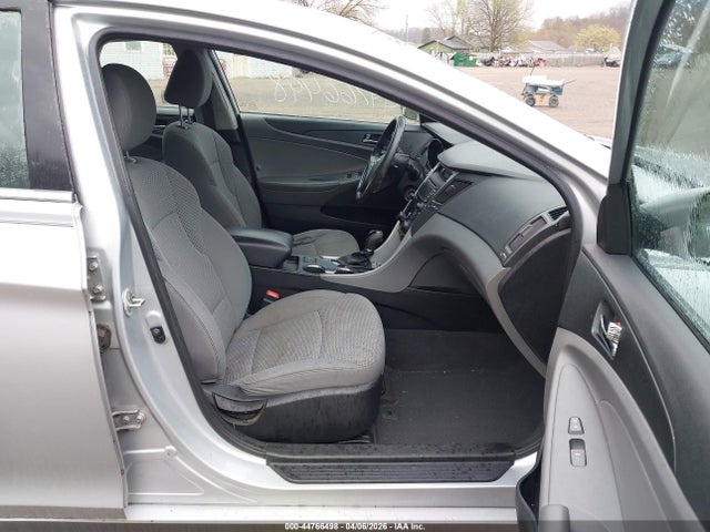 44766498 :رقم المزاد ، 5NPEB4AC2DH754610 vin ، 2013 Hyundai Sonata Gls مزاد بيع