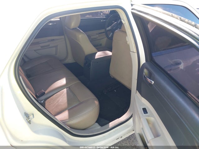 Продажа на аукционе авто 2007 Chrysler 300, vin: 2C3KA43RX7H833077, номер лота: 44766512
