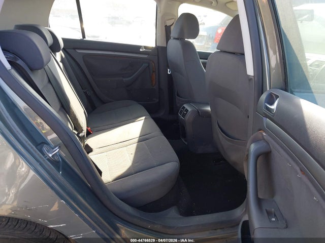 Продаж на аукціоні авто 2007 Volkswagen Rabbit 4-door, vin: WVWCR71K37W052323, номер лоту: 44766529