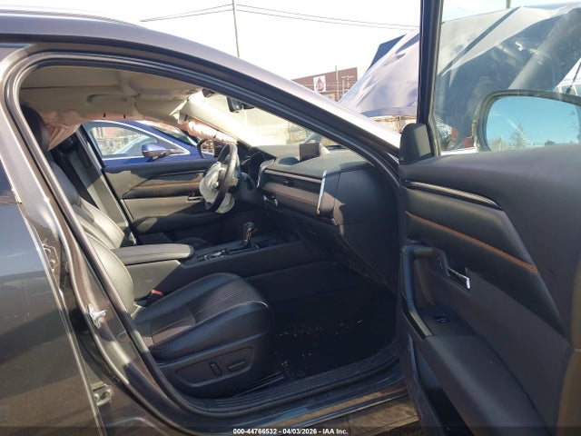 44766532 :رقم المزاد ، 7MMVABEM8PN126002 vin ، 2023 Mazda Cx-50 2.5 S Premium Plus مزاد بيع