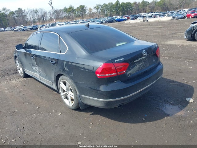 44766543 :رقم المزاد ، 1VWBT7A31FC070807 vin ، 2015 Volkswagen Passat 1.8t Se مزاد بيع