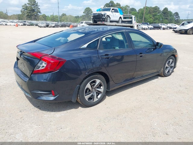Honda Civic Lx 2019 2HGFC2F68KH558929 Image 4
