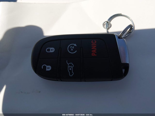 Продаж на аукціоні авто 2017 Jeep Grand Cherokee Overland 4x2, vin: 1C4RJECG0HC827100, номер лоту: 44766562