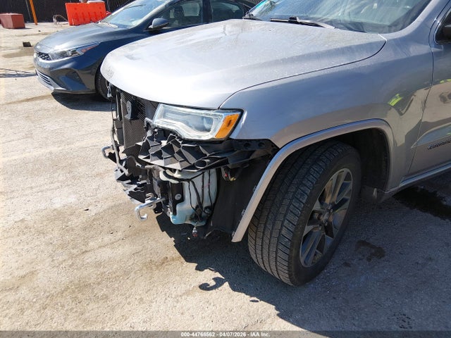 Продаж на аукціоні авто 2017 Jeep Grand Cherokee Overland 4x2, vin: 1C4RJECG0HC827100, номер лоту: 44766562
