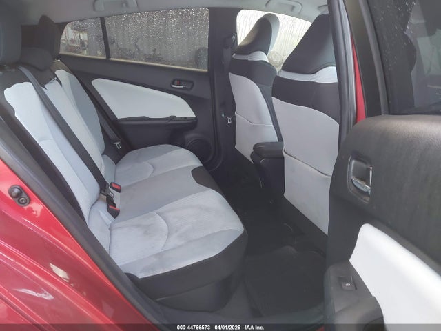 Toyota Prius Two 2017 JTDKBRFU3H3567055 Image 8