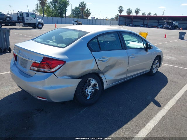 19XFB2F52EE219558 Honda Civic Lx