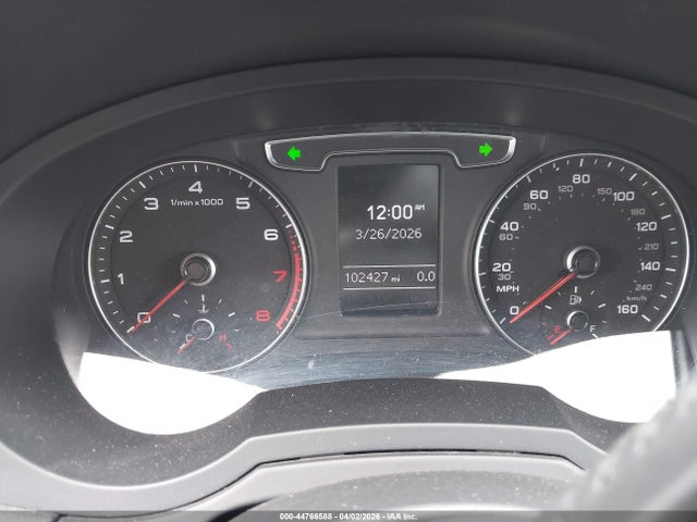 WA1BCCFS8JR012124 Audi Q3 2.0t Premium/2.0t Sport Premium