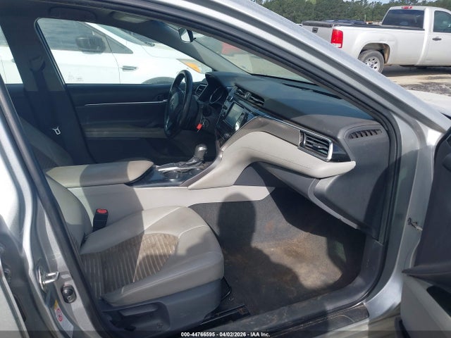 Aukcja sprzedaży 2018 Toyota Camry Se, vin: 4T1B11HK1JU608536, numer aukcji: 44766595