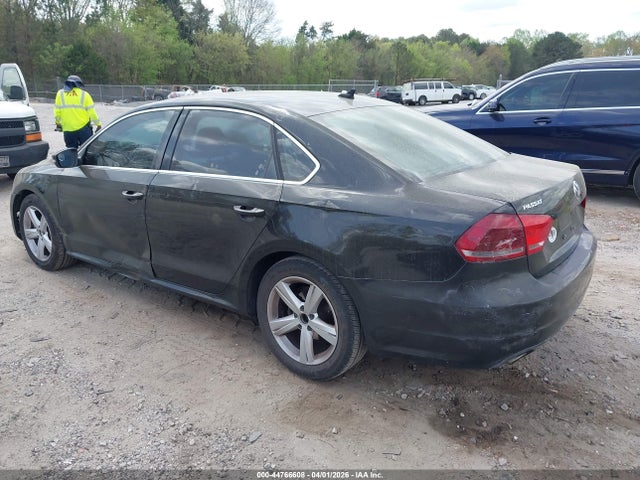 2013 Volkswagen Passat 2.5l Se მანქანა იყიდება აუქციონზე, vin: 1VWBH7A31DC024635, აუქციონის ნომერი: 44766608