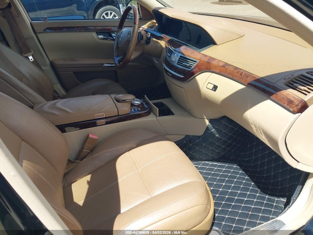 2009 MERCEDES-BENZ S 550 WDDNG86X09A259637 Photo 4