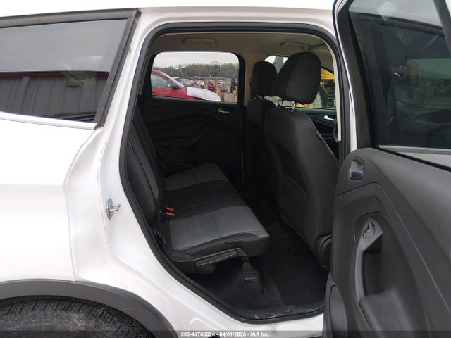 2015 Ford Escape Se მანქანა იყიდება აუქციონზე, vin: 1FMCU0GX5FUB48002, აუქციონის ნომერი: 44766624