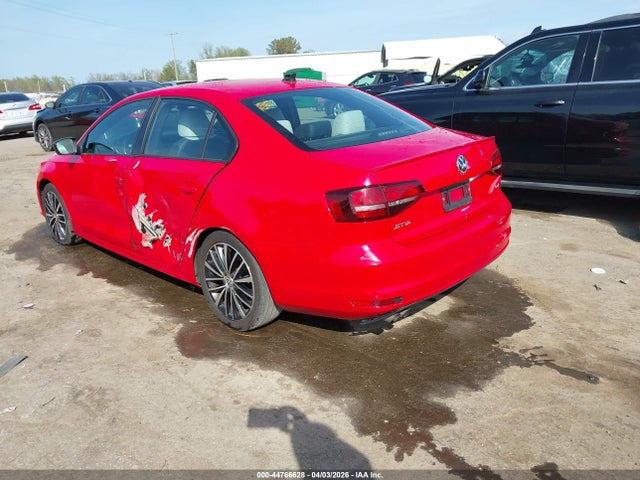 44766628 :رقم المزاد ، 3VWD17AJ3GM397223 vin ، 2016 Volkswagen Jetta 1.8t Sport مزاد بيع