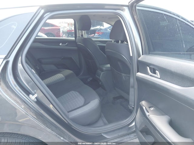 Продаж на аукціоні авто 2025 Kia K5 Lxs, vin: KNAG24J74S5391345, номер лоту: 44766641