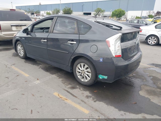 Toyota PRIUS PLUG-IN 2014 JTDKN3DP7E3059202 Image 3